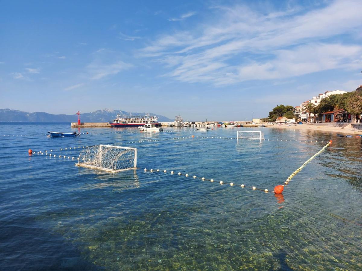 Apartment Ana - Gradac กราดัซ ภายนอก รูปภาพ